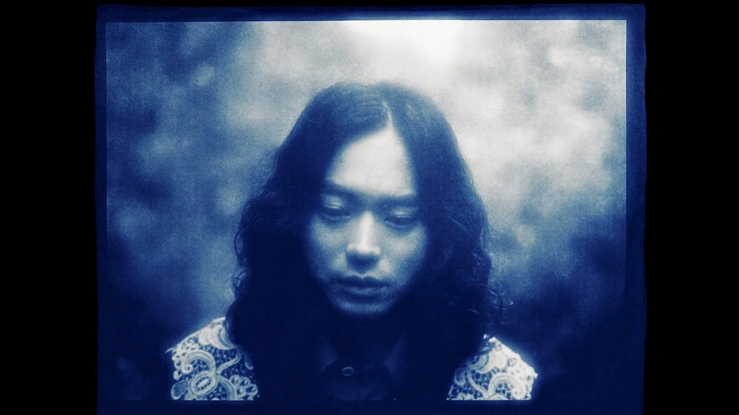菅田将暉「ラストシーン」MVのワンシーン。