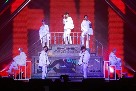 ENHYPEN (P)&(c)BELIFT LAB