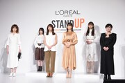 左からYOU、森田ひかる、田村保乃、渡邉理佐、渡辺梨加、みたらし加奈。