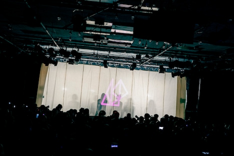 ASPのライブの様子。（Photo by sotobayashi kenta）