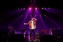 仲村宗悟「SHUGO NAKAMURA 1st LIVE TOUR ～NATURAL～」神奈川・KT Zepp Yokohama公演の様子。