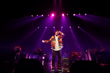 仲村宗悟「SHUGO NAKAMURA 1st LIVE TOUR ~NATURAL~」神奈川・KT Zepp Yokohama公演の様子。