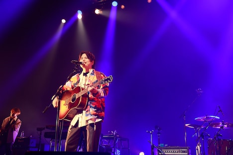 仲村宗悟「SHUGO NAKAMURA 1st LIVE TOUR ~NATURAL~」神奈川・KT Zepp Yokohama公演の様子。