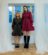 左から日向ハル、藤城アンナ。