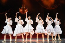 「ukka New Style LIVE2021 "WHEEL of FORTUNE"」の様子。