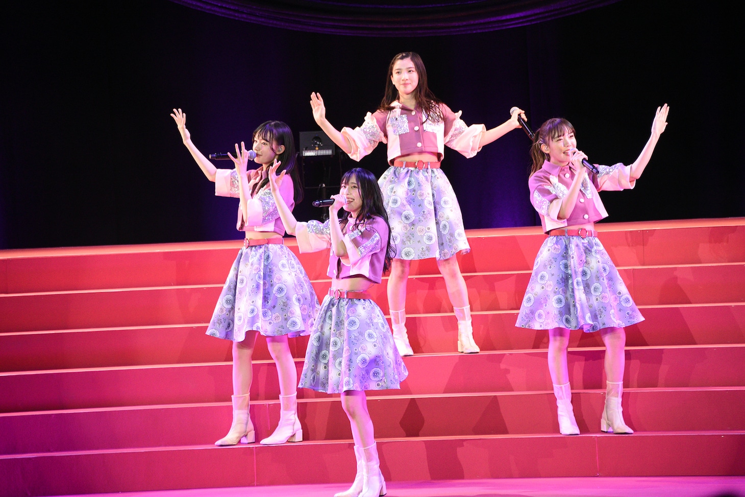「ukka New Style LIVE2021 "WHEEL of FORTUNE"」の様子。