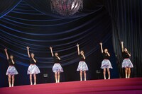 「ukka New Style LIVE2021 "WHEEL of FORTUNE"」の様子。