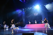 「ukka New Style LIVE2021 "WHEEL of FORTUNE"」の様子。