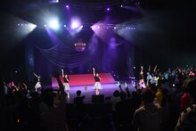 「ukka New Style LIVE2021 "WHEEL of FORTUNE"」の様子。