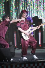 「ユニコーンツアー2021“ドライブしようよ”」東京・日本武道館公演の様子。（撮影：三浦憲治［ライトサム］）
