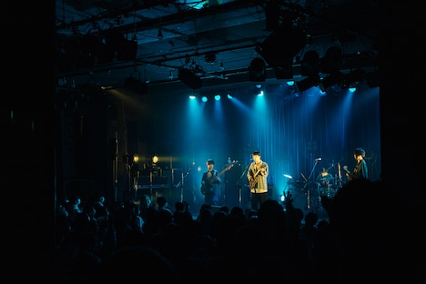 リュックと添い寝ごはん（Photo by Momo Angela）