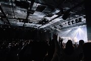 「リュックと添い寝ごはん 東京少女 リリースツアー "girl"」の様子。（Photo by Momo Angela）