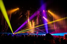 「the peggies tour 2021 "Be ORANGE"」中野サンプラザホール公演より。（撮影：河本悠貴）