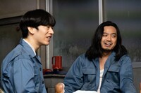 映画「浅草キッド」よりCreepy Nuts。