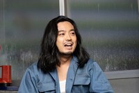 映画「浅草キッド」よりR-指定（Creepy Nuts）。