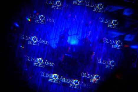 MTV「MTV Unplugged: ZUTOMAYO」より。