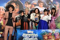 左からナオト・インティライミ、中尾ミエ、斎藤瑠希、ゆめっち（3時のヒロイン）、平野綾。