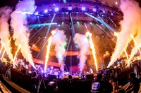 「YON EXPO'21」2021年11月28日公演の様子。（撮影：ヤオタケシ）