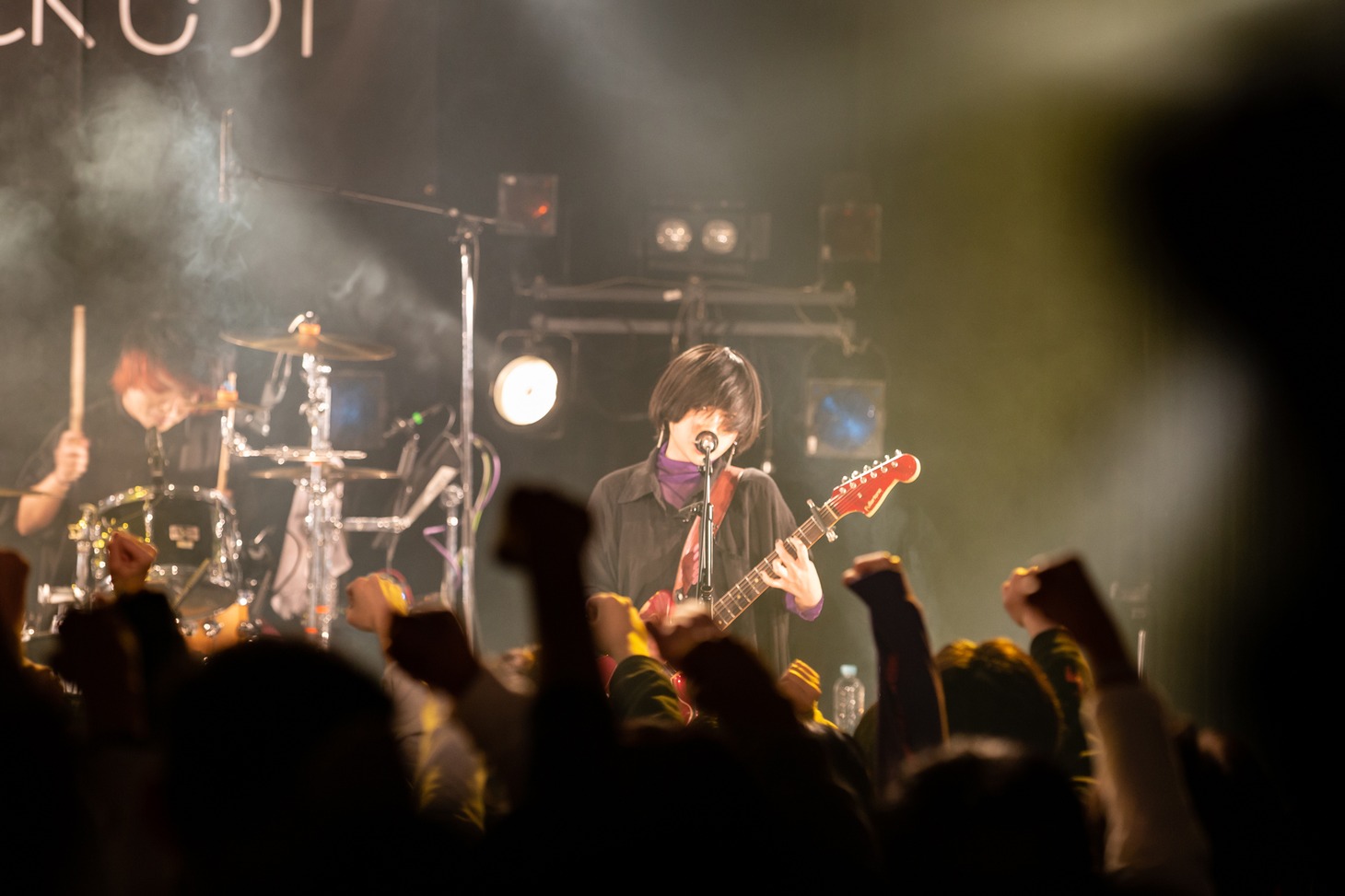 片桐（Vo, G）（Photo by 翼、）