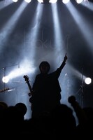 片桐（Vo, G）（Photo by 翼、）