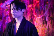 映画「ホリック xxxHOLiC」で松村北斗（SixTONES）演じる百目鬼静。