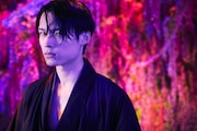 映画「ホリック xxxHOLiC」で松村北斗(SixTONES)演じる百目鬼静。