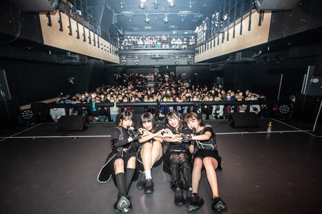 NILKLY「NERVOUS」の様子。（Photo by Masayo）