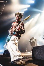 カマタリョウガ（FOMARE / G, Cho）（撮影：青木カズロー）