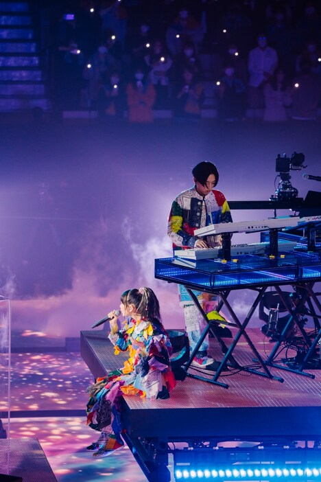 YOASOBI（Photo by Kosuke Ito）