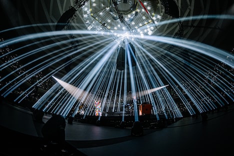 YOASOBI「NICE TO MEET YOU」12月5日公演の様子。（Photo by Kosuke Ito）