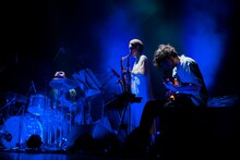 折坂悠太「心理ツアー」LINE CUBE SHIBUYA（渋谷公会堂）公演の様子。
（Photo by Yukitaka Amemiya）