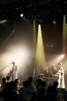 羊文学（撮影：川島悠輝）