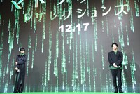 左から柴咲コウ、Hiro。