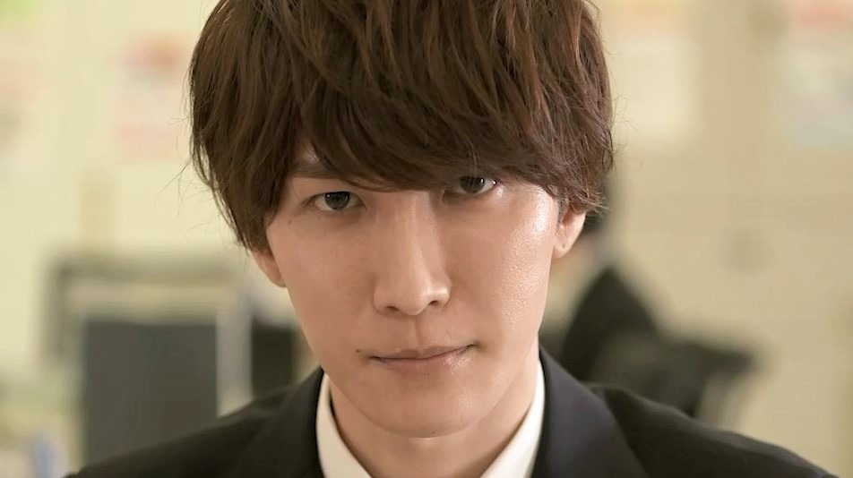 ルーズソックスを演じる渡辺翔太（Snow Man）。(c)フジテレビ