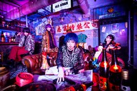 人気画像2位は「V系バンドnuriéが交通事故に巻き込まれ全員負傷、ベーシスト小鳥遊やひろが死去」より、nurié。