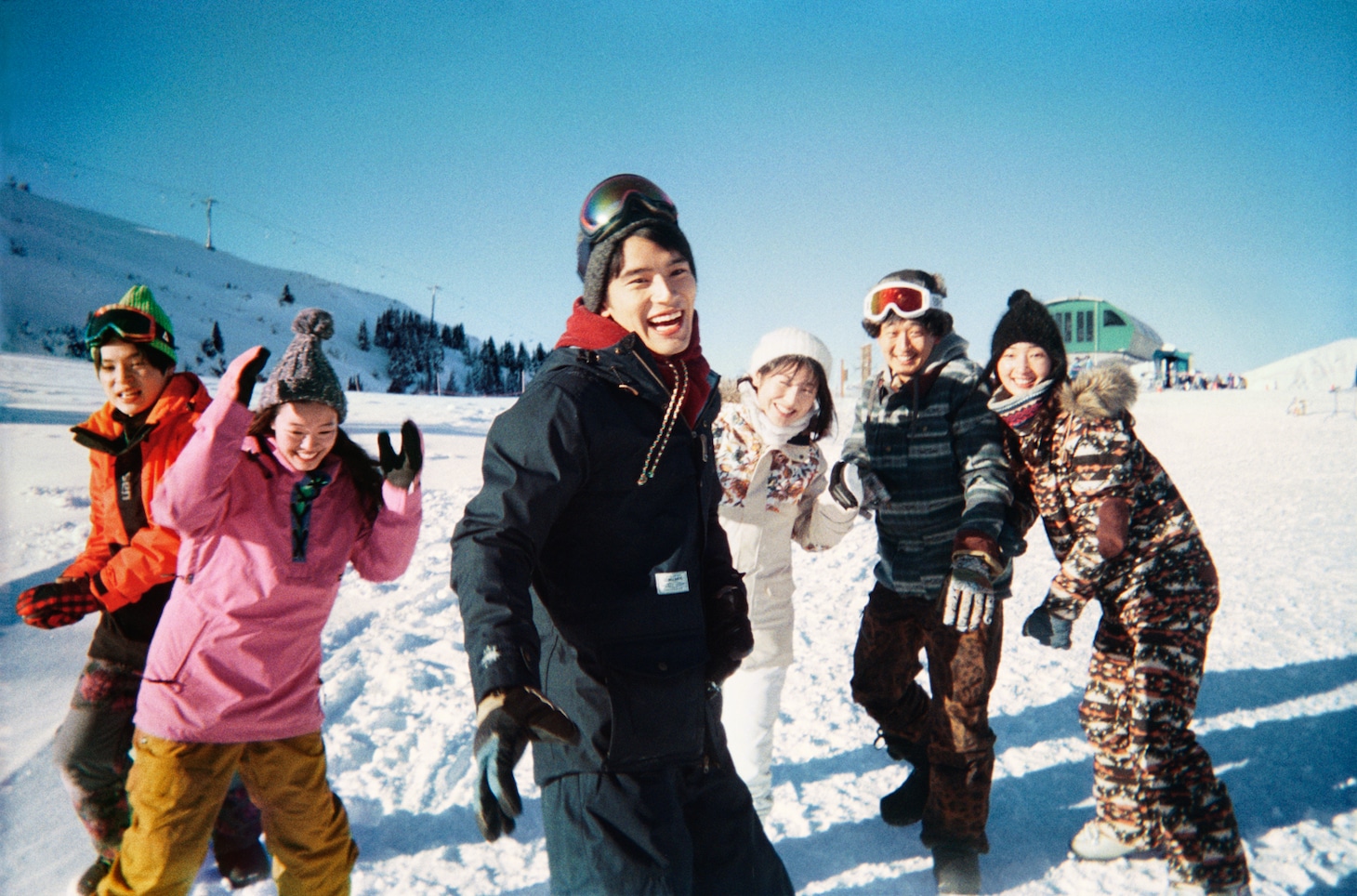 「JR SKISKI2019-2020」浜辺美波 / 岡田健史 （2019）
