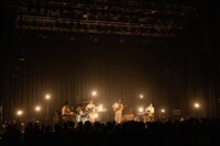 「yonawo 2nd full album『遙かいま』release one man live tour」最終公演の様子。（Photo by Toyohiro Matsushima）