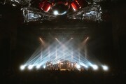 「yonawo 2nd full album『遙かいま』release one man live tour」最終公演の様子。（Photo by Toyohiro Matsushima）