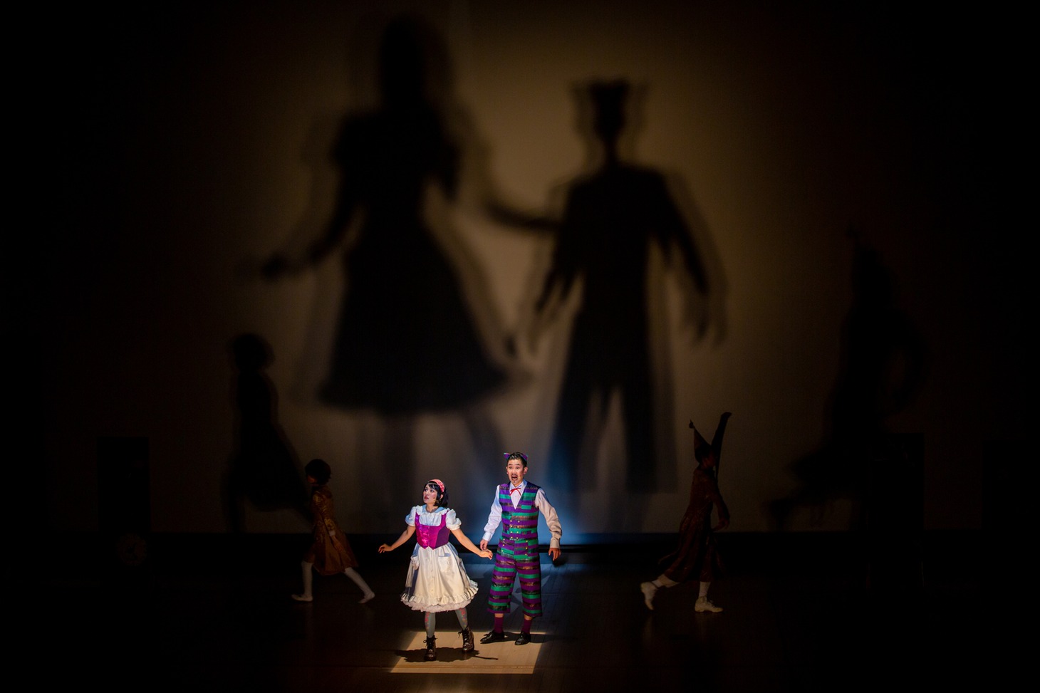 「青い鳥と赤い猫」より。