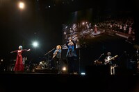 Awesome City Club「Awesome Talks One Man Show 2021 - to end the year -」の様子。（撮影：後藤啓太）