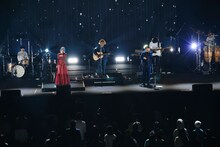 Awesome City Club「Awesome Talks One Man Show 2021 - to end the year -」の様子。（撮影：後藤啓太）