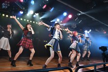 AKB48劇場16周年特別記念公演の様子。