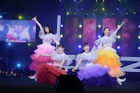 ももいろクローバーZ「ももいろクリスマス2021 ～さいたまスーパーアリーナ大会～」の様子。（撮影：上飯坂一）