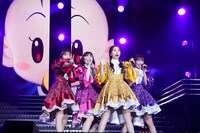 「BUTTOBI!」を初披露するももいろクローバーZ。（撮影：上飯坂一）