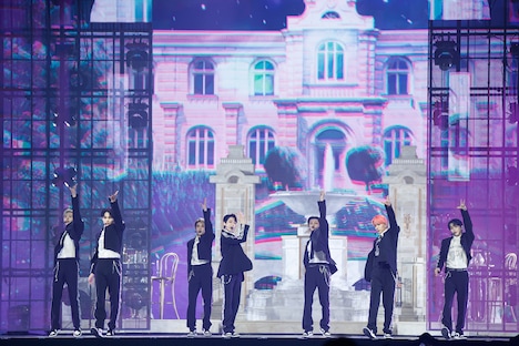 ENHYPEN (c)CJ ENM Co., Ltd, All Rights Reserved