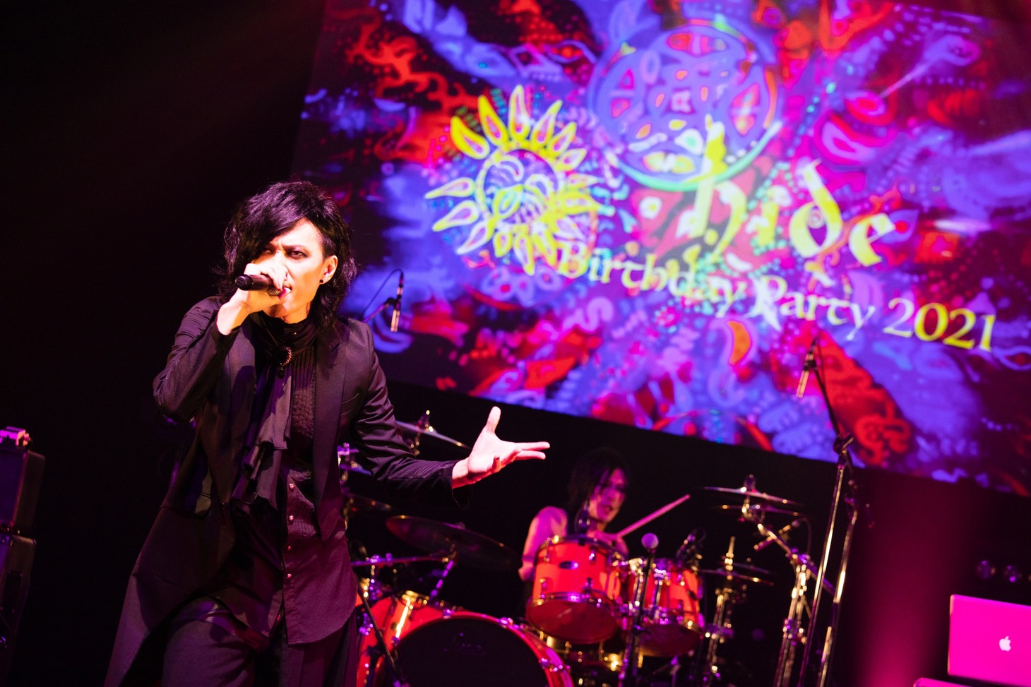 TAKA（Vo / defspiral）（撮影：上野宏幸（Nonfix Creative））(c)HEADWAX ORGANIZATION CO.,LTD