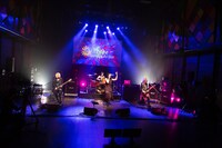 defspiral（撮影：上野宏幸（Nonfix Creative））(c)HEADWAX ORGANIZATION CO.,LTD