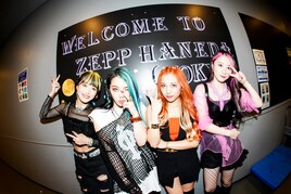 “日本で一番攻めてるアイドル”我儘ラキア、Zepp Hanedaでラウド曲熱演