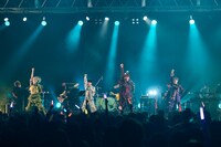 二丁目の魁カミングアウト with 魁BAND（Photo by Jumpei Yamada）