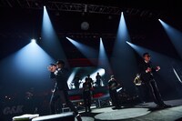 C&K「日本全国CK地元化計画 地元です。地元じゃなくても、地元ですツアー2021 劇団ひとりぼっち～僕は独りじゃない～ 改」東京・TOKYO DOME CITY HALL公演の様子。（撮影：鳥居洋介）